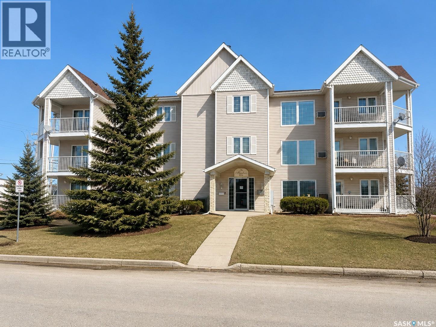 104 806 100A STREET, tisdale, Saskatchewan