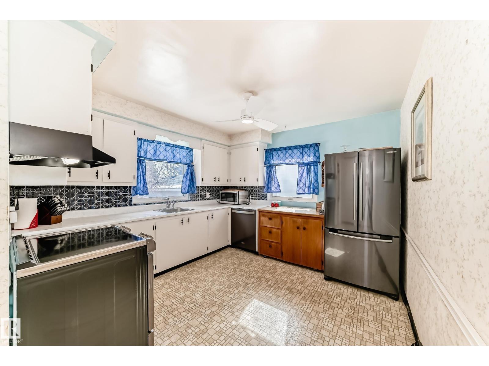 10927 146 St Nw, Edmonton, Alberta  T5N 3A8 - Photo 4 - E4485309