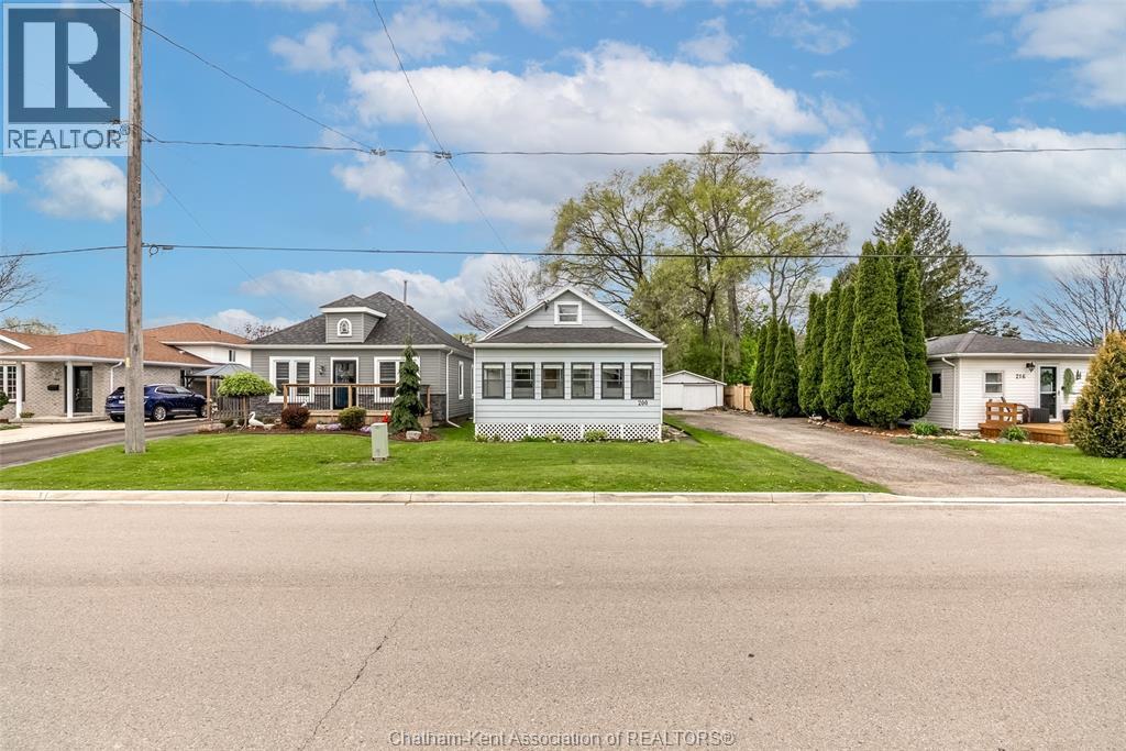 200 Woods STREET, Chatham, Ontario