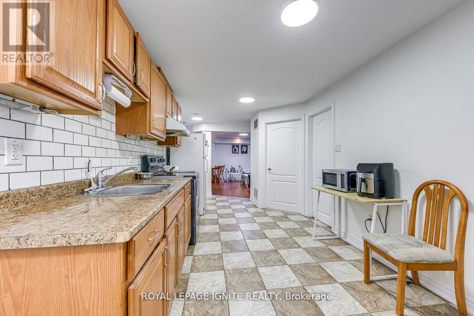 30 Streamline Drive NW, Brampton, Ontario  L6V 4T2 - Photo 42 - W13071988