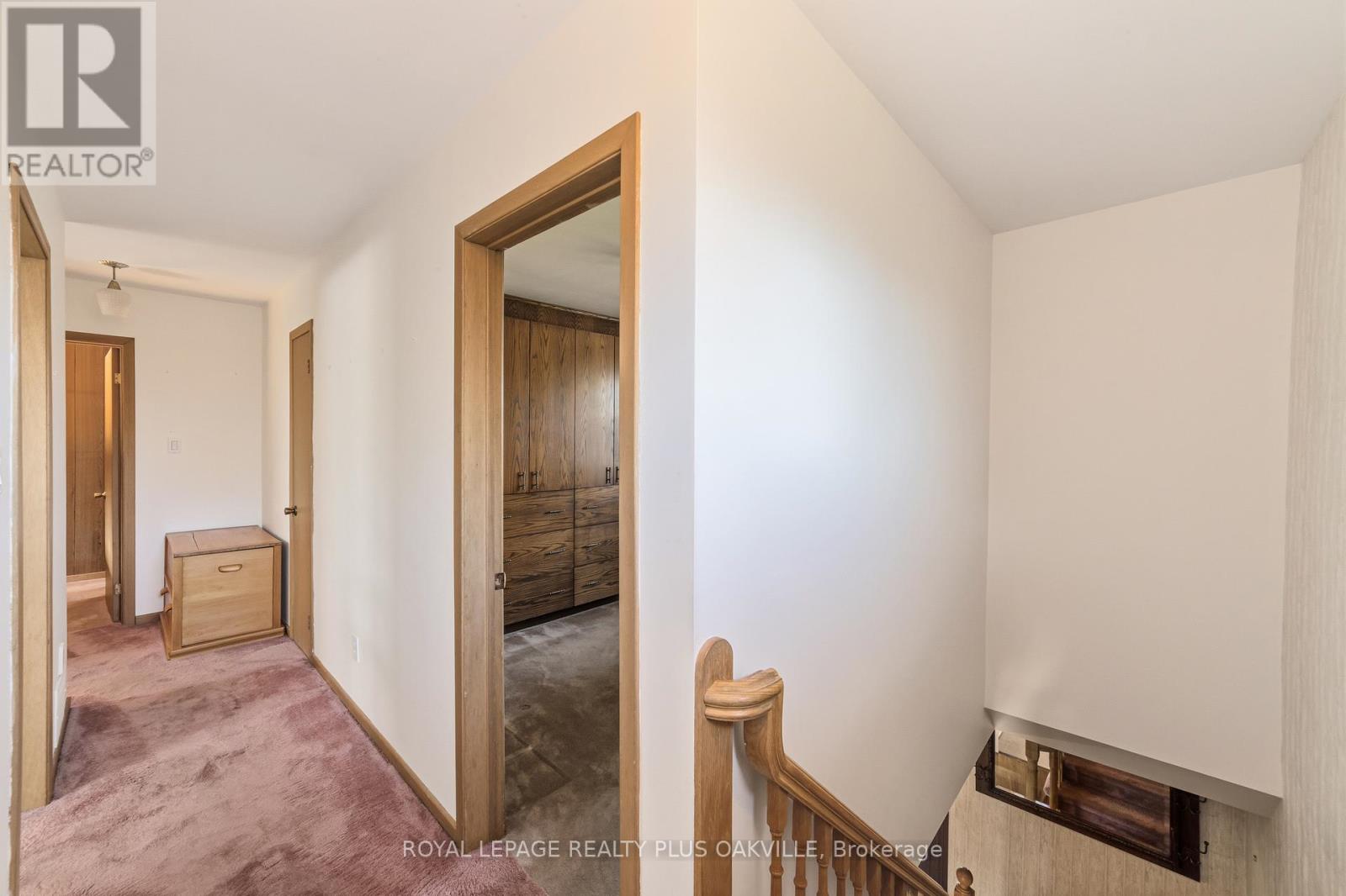 845 Saddle Crescent, Mississauga, Ontario  L4Y 2V9 - Photo 20 - W13072006
