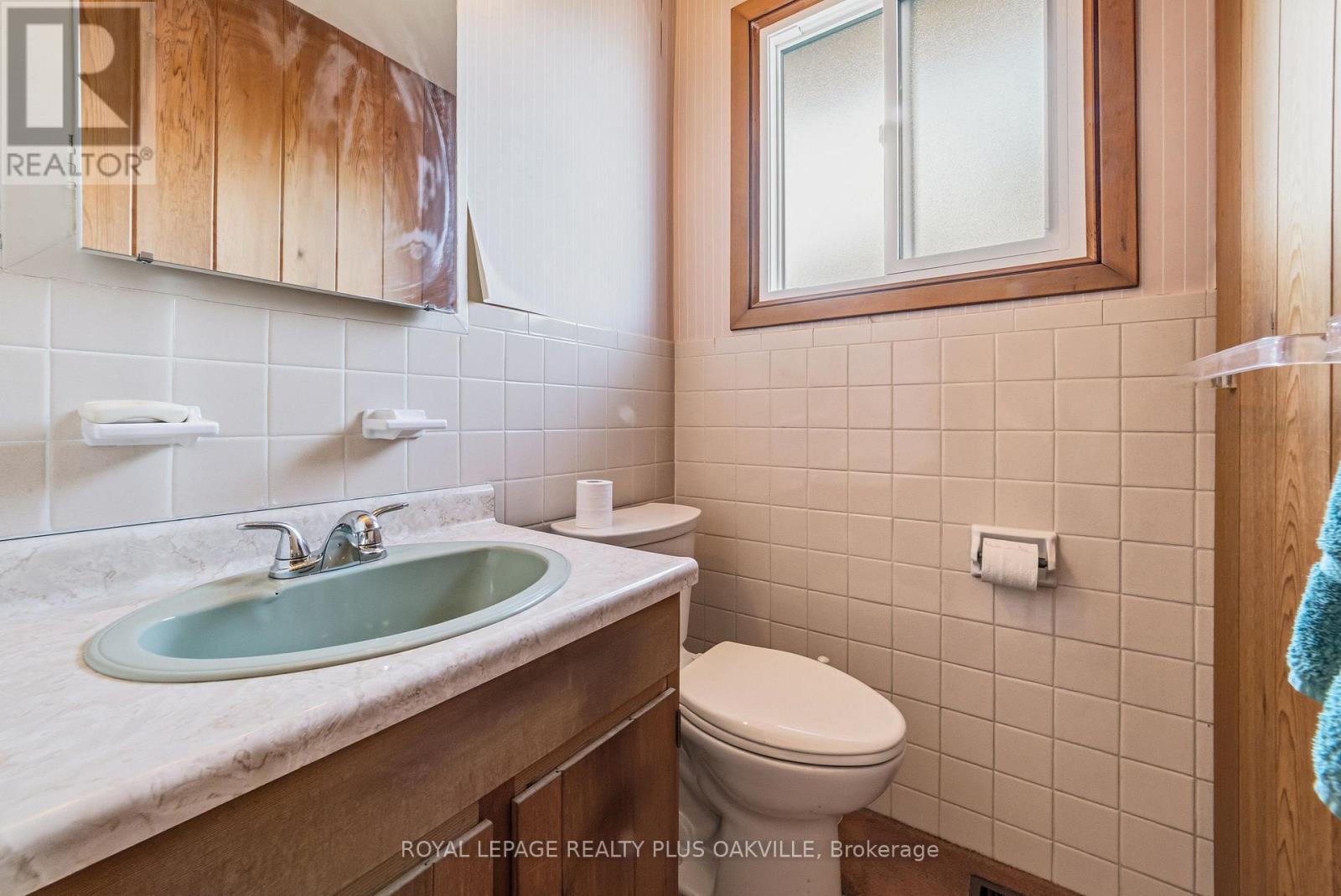 845 Saddle Crescent, Mississauga, Ontario  L4Y 2V9 - Photo 27 - W13072006