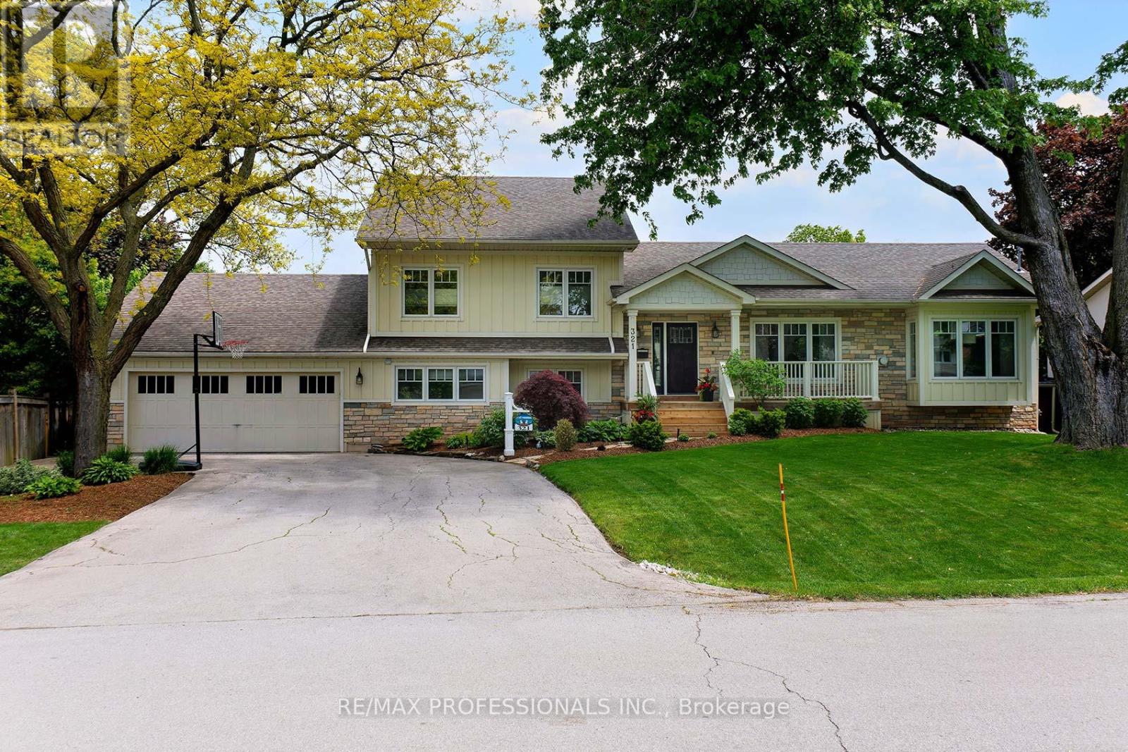 321 Wendy Lane, Oakville, Ontario  L6L 4P9 - Photo 4 - W13072008