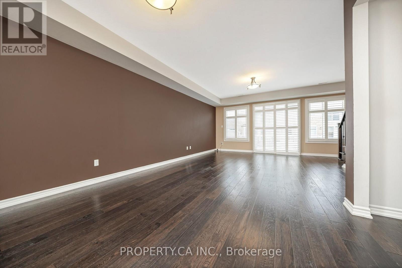 1254 Main Street E, Milton, Ontario  L9T 8M7 - Photo 4 - W13072036