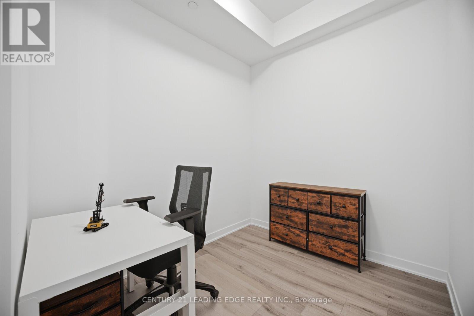 317 - 405 Dundas Street W, Oakville, Ontario  L6M 5P9 - Photo 22 - W13072050