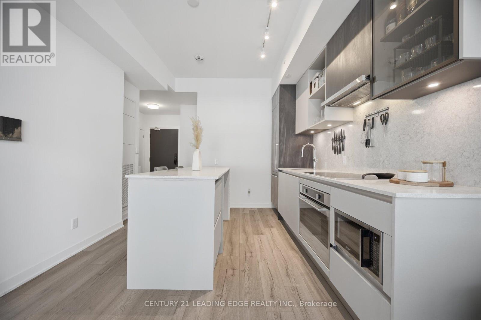 317 - 405 Dundas Street W, Oakville, Ontario  L6M 5P9 - Photo 8 - W13072050