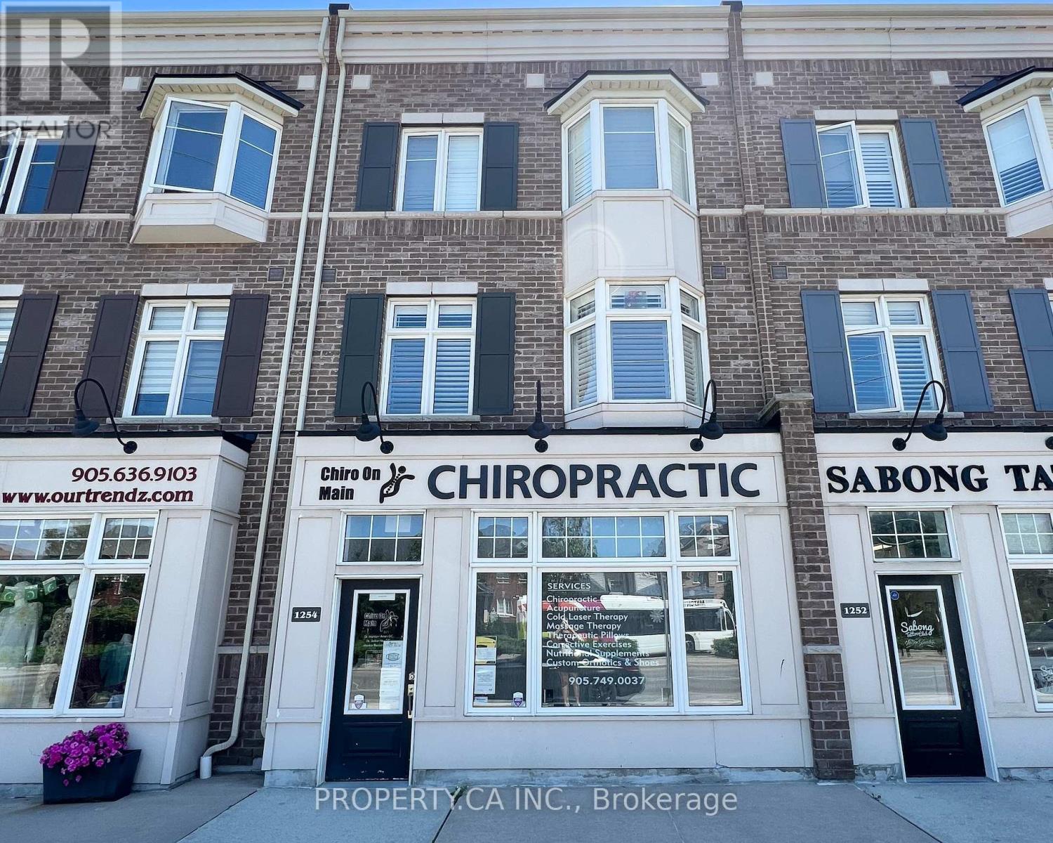 1254 MAIN STREET E, Milton, Ontario