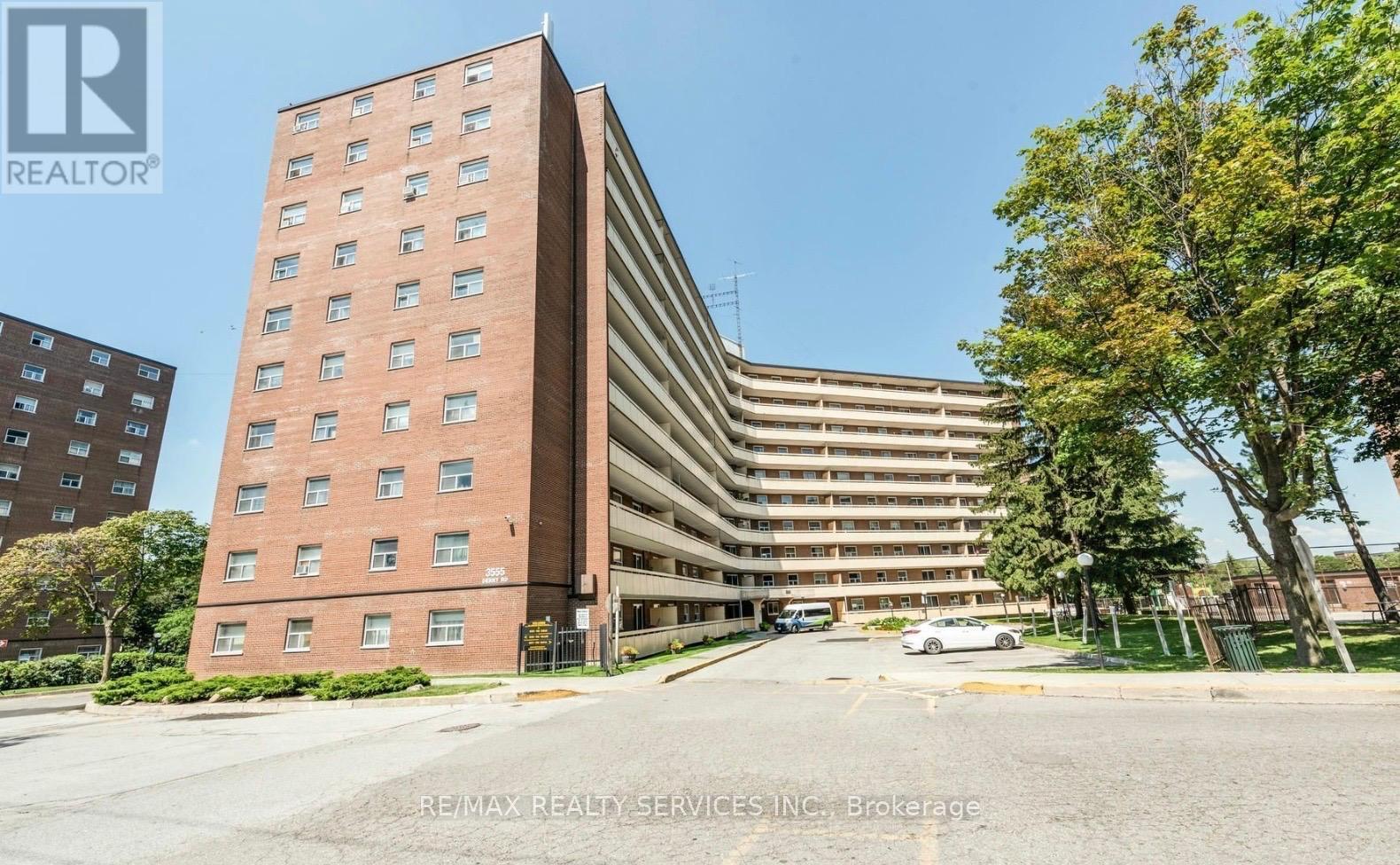 1006 - 3555 Derry Road E, Mississauga, Ontario  L4T 1B2 - Photo 1 - W13072114