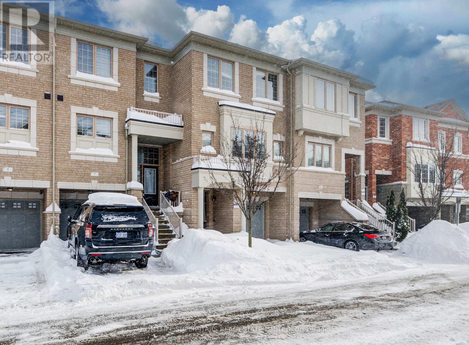 40 - 9 ASPEN HILLS ROAD, Brampton, Ontario