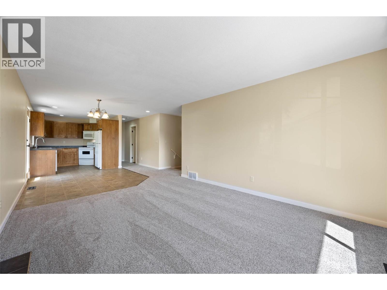 872 Kitamoto Road, Kamloops, British Columbia  V2B 6H6 - Photo 9 - 10385748