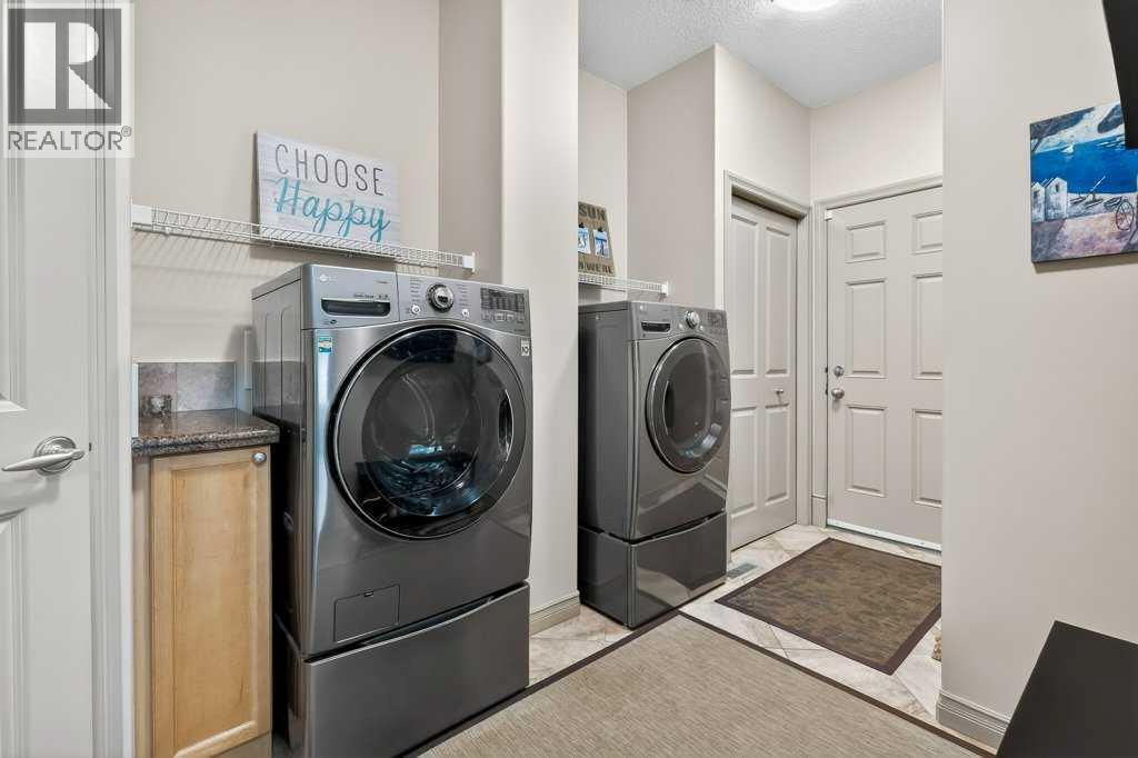 203 Crystal Green Point, Okotoks, Alberta  T1S 2K7 - Photo 16 - A2302216