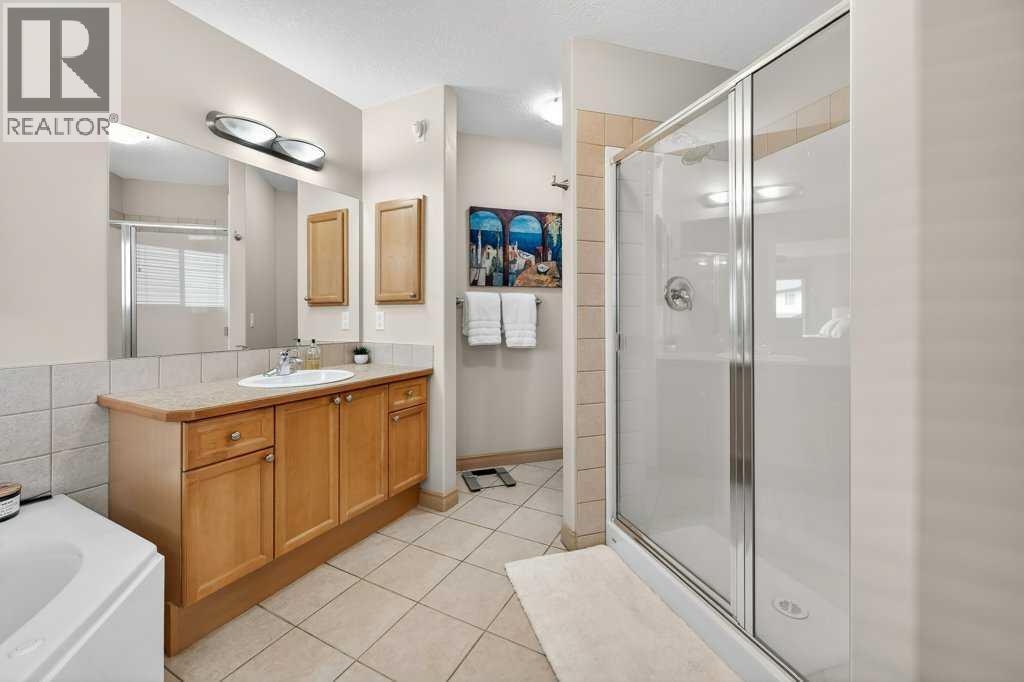 203 Crystal Green Point, Okotoks, Alberta  T1S 2K7 - Photo 28 - A2302216