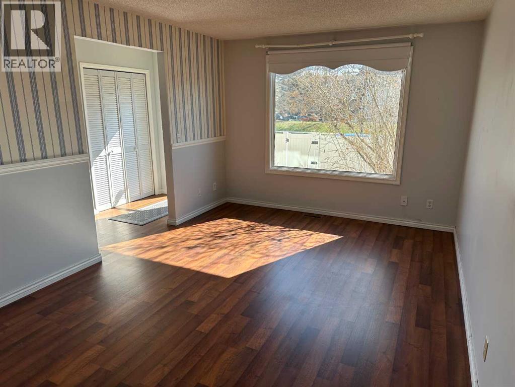100, 740 Bracewood Drive Sw, Calgary, Alberta  T2W 3N3 - Photo 7 - A2305600