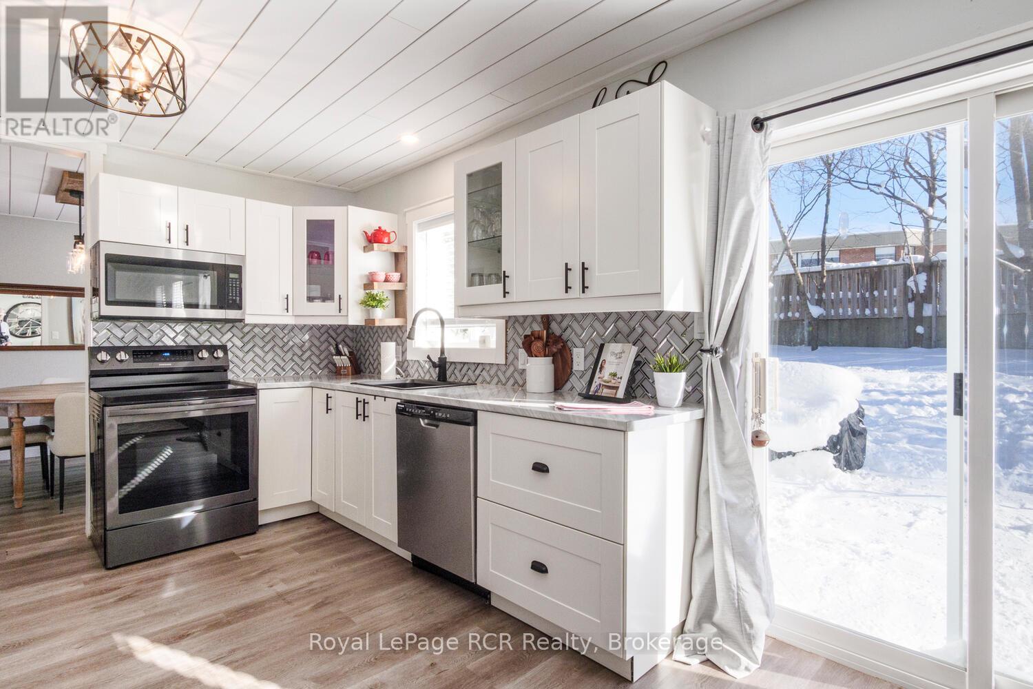453 8th A Avenue E, Owen Sound, Ontario  N4K 6S8 - Photo 9 - X12750050