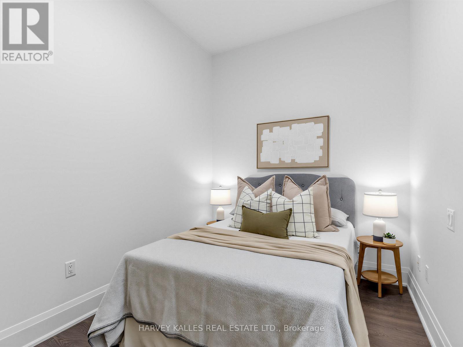 Th 13 - 30 Roehampton Avenue, Toronto, Ontario  M4P 1R2 - Photo 19 - C13052824