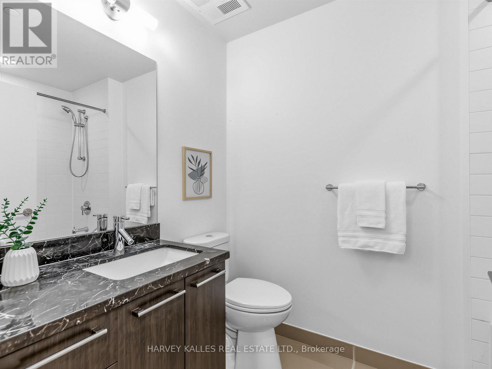 Th 13 - 30 Roehampton Avenue, Toronto, Ontario  M4P 1R2 - Photo 21 - C13052824