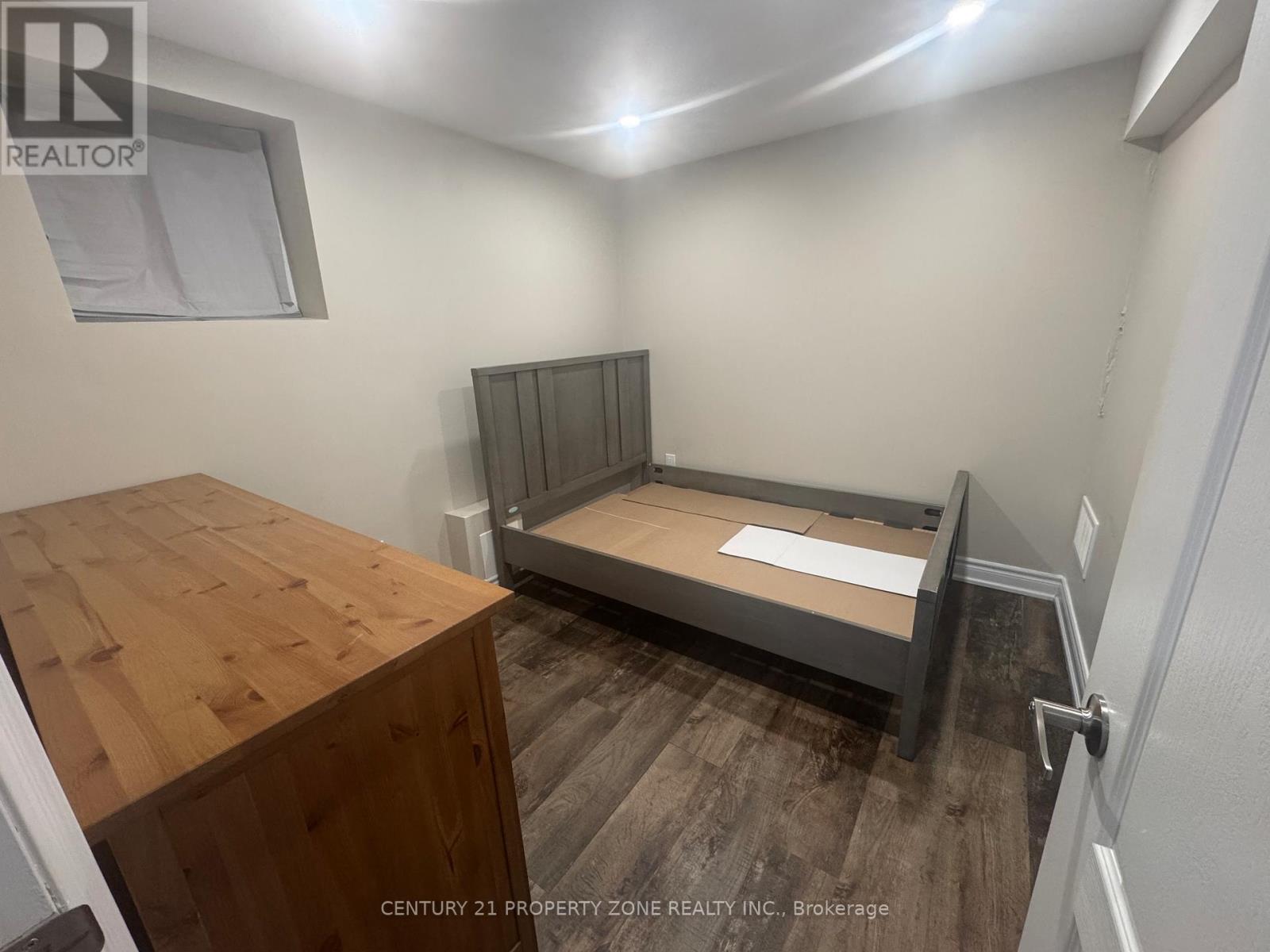 Bsmt - 10 Fort Williams Drive, Brampton, Ontario  L6X 0W5 - Photo 20 - W13034192