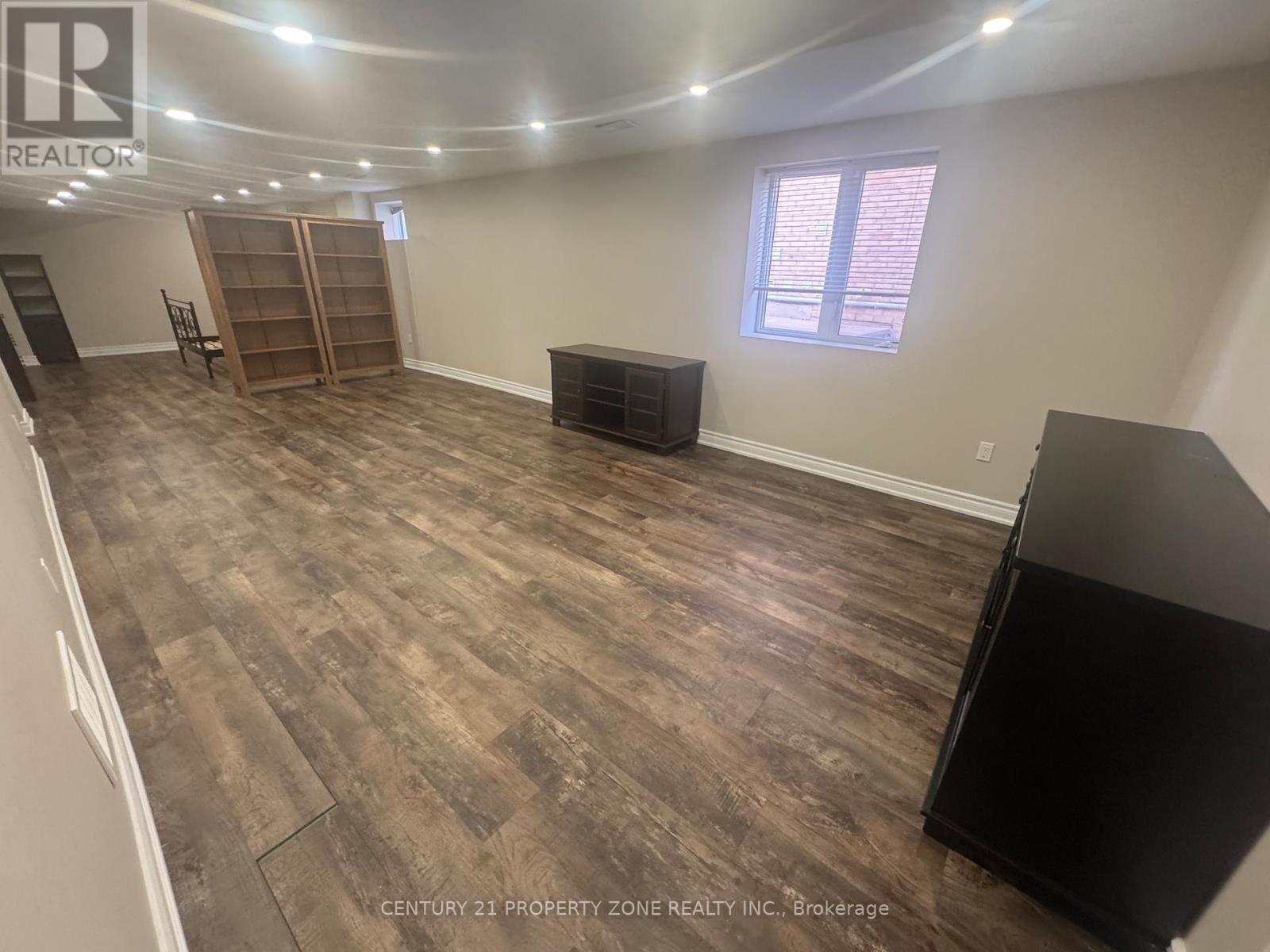 Bsmt - 10 Fort Williams Drive, Brampton, Ontario  L6X 0W5 - Photo 25 - W13034192