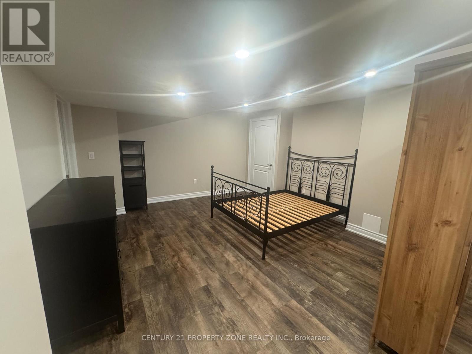 Bsmt - 10 Fort Williams Drive, Brampton, Ontario  L6X 0W5 - Photo 27 - W13034192