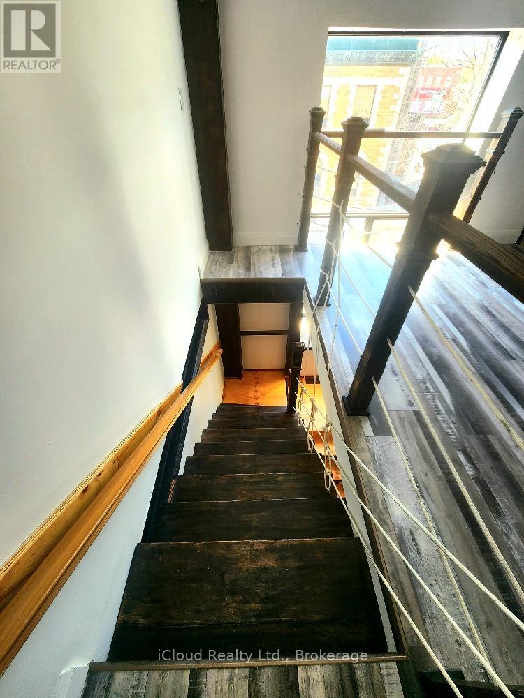 3 - 7 Foundry Street, Hamilton, Ontario  L9H 2V6 - Photo 5 - X13057848