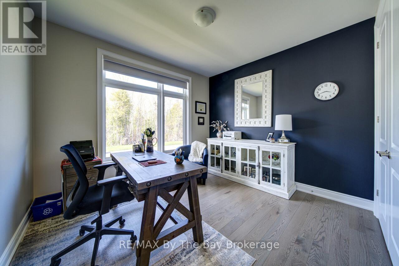 194 Mapleside Drive, Wasaga Beach, Ontario  L9Z 0L4 - Photo 7 - S13072368