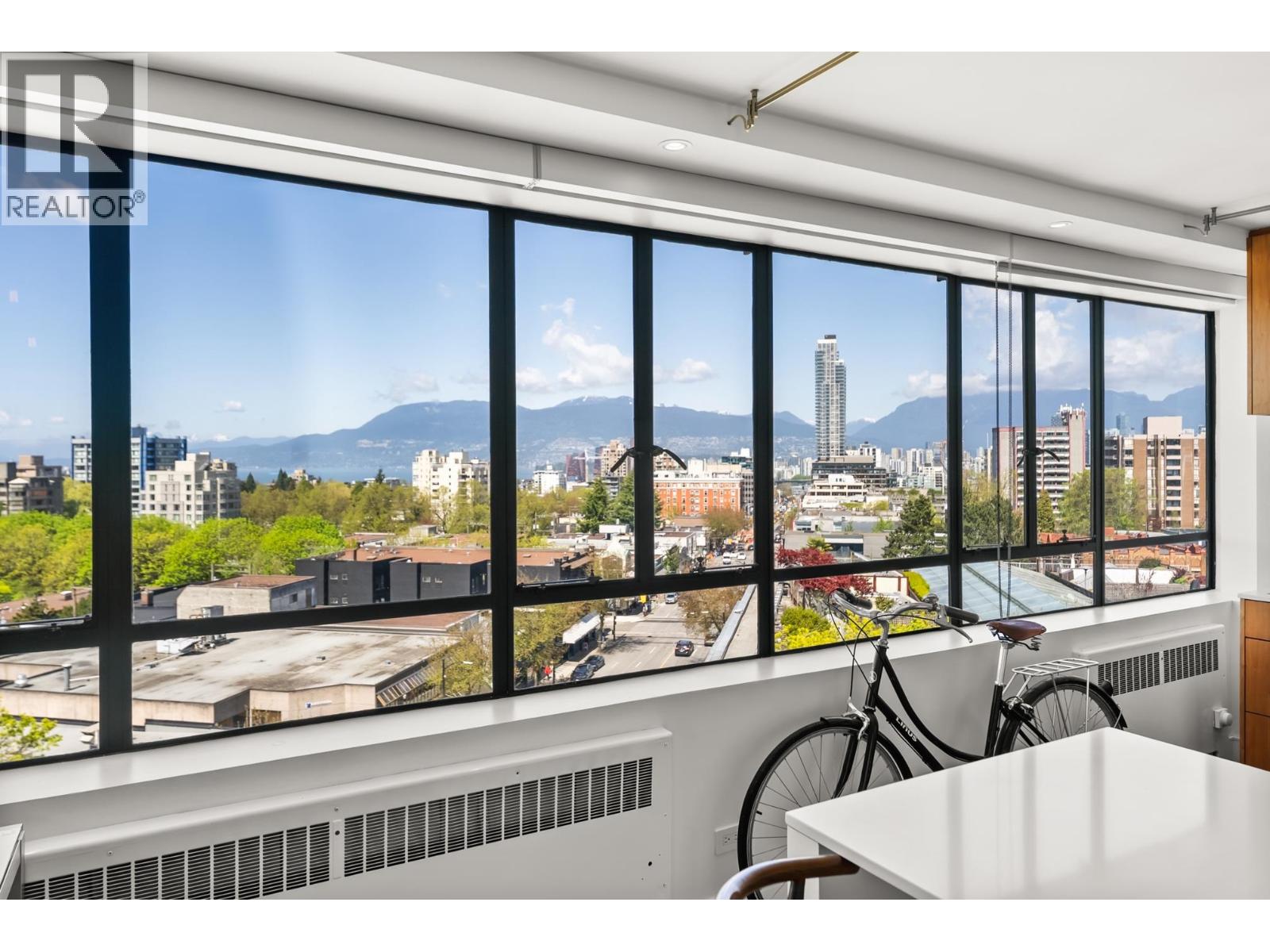 724 1445 Marpole Avenue, Vancouver, British Columbia  V6H 1S5 - Photo 4 - R3118428