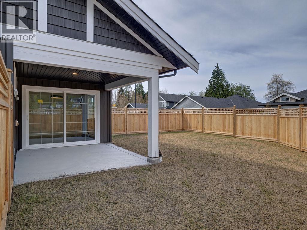 1051 Celia Crescent, Gibsons, British Columbia  V0N 1V7 - Photo 14 - R3118439