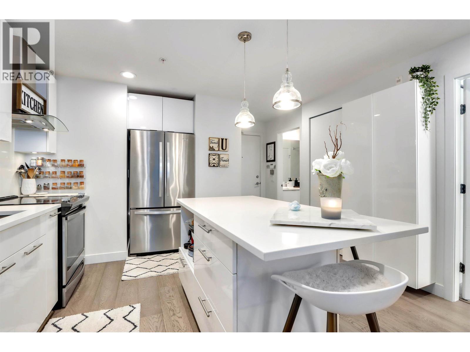 320 723 W 3rd Street, North Vancouver, British Columbia  V7M 0E4 - Photo 10 - R3118456