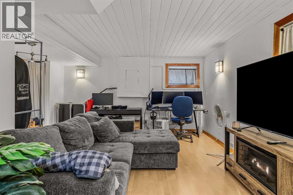 108 Glacier Drive, Banff, Alberta  T1L 1G7 - Photo 26 - A2307187