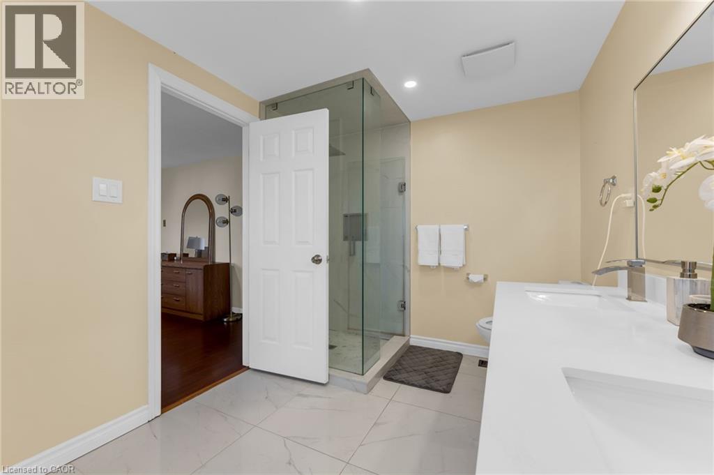 375 Delancey Boulevard, Hamilton, Ontario  L9B 2B5 - Photo 29 - 40822535