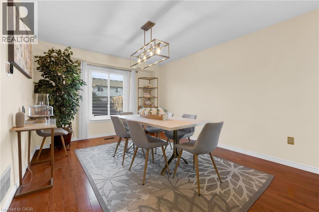 375 Delancey Boulevard, Hamilton, Ontario  L9B 2B5 - Photo 6 - 40822535