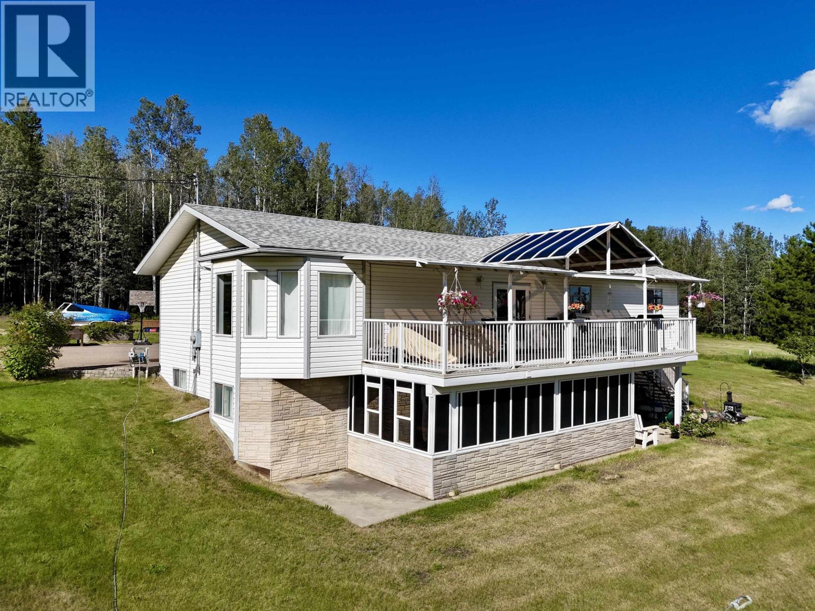 3 Pebble Drive, Fort Nelson, British Columbia  V0C 1R0 - Photo 1 - R3054482