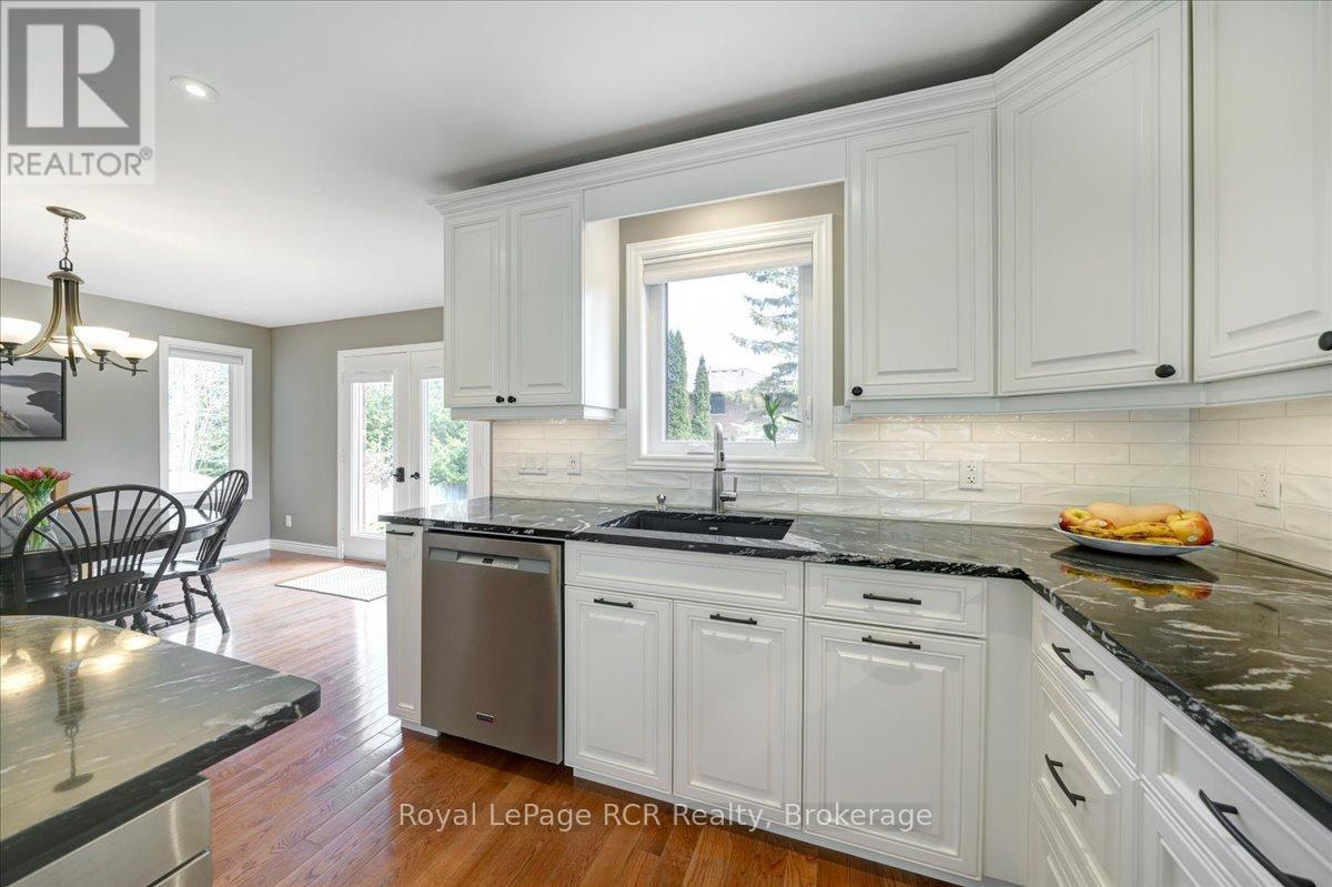 303 6th Avenue W, Owen Sound, Ontario  N4K 6H9 - Photo 14 - X13072360