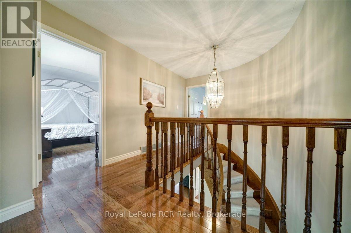 303 6th Avenue W, Owen Sound, Ontario  N4K 6H9 - Photo 24 - X13072360