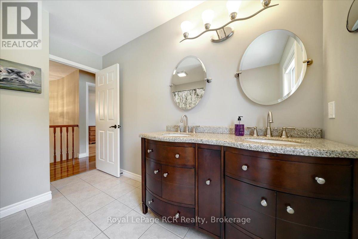 303 6th Avenue W, Owen Sound, Ontario  N4K 6H9 - Photo 37 - X13072360