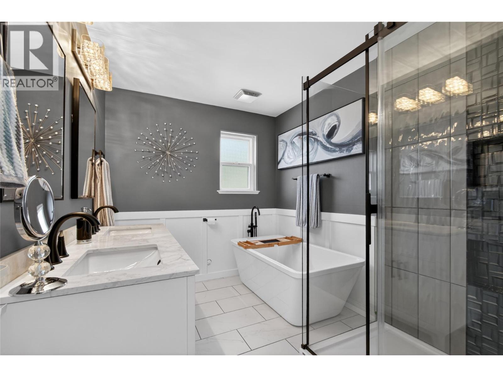 271 Heritage Boulevard, Okanagan Falls, British Columbia  V0H 1R3 - Photo 23 - 10385401