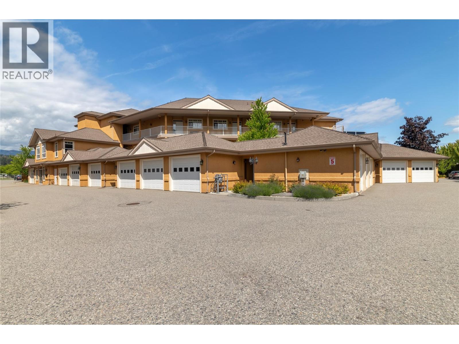 3570 Woodsdale Road Unit# 305, Lake Country, British Columbia  V4V 1Y9 - Photo 17 - 10385637