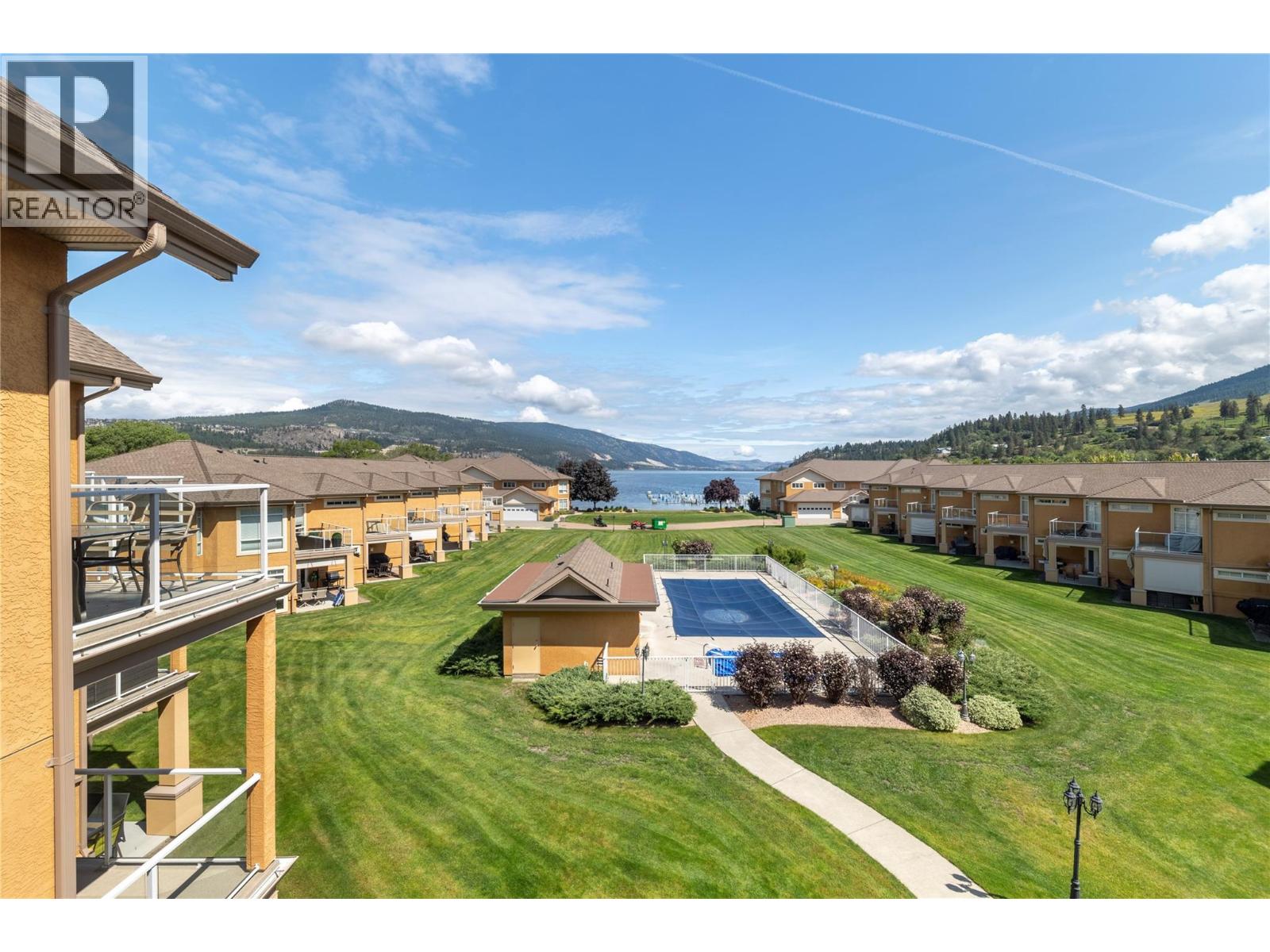 3570 Woodsdale Road Unit# 305, Lake Country, British Columbia