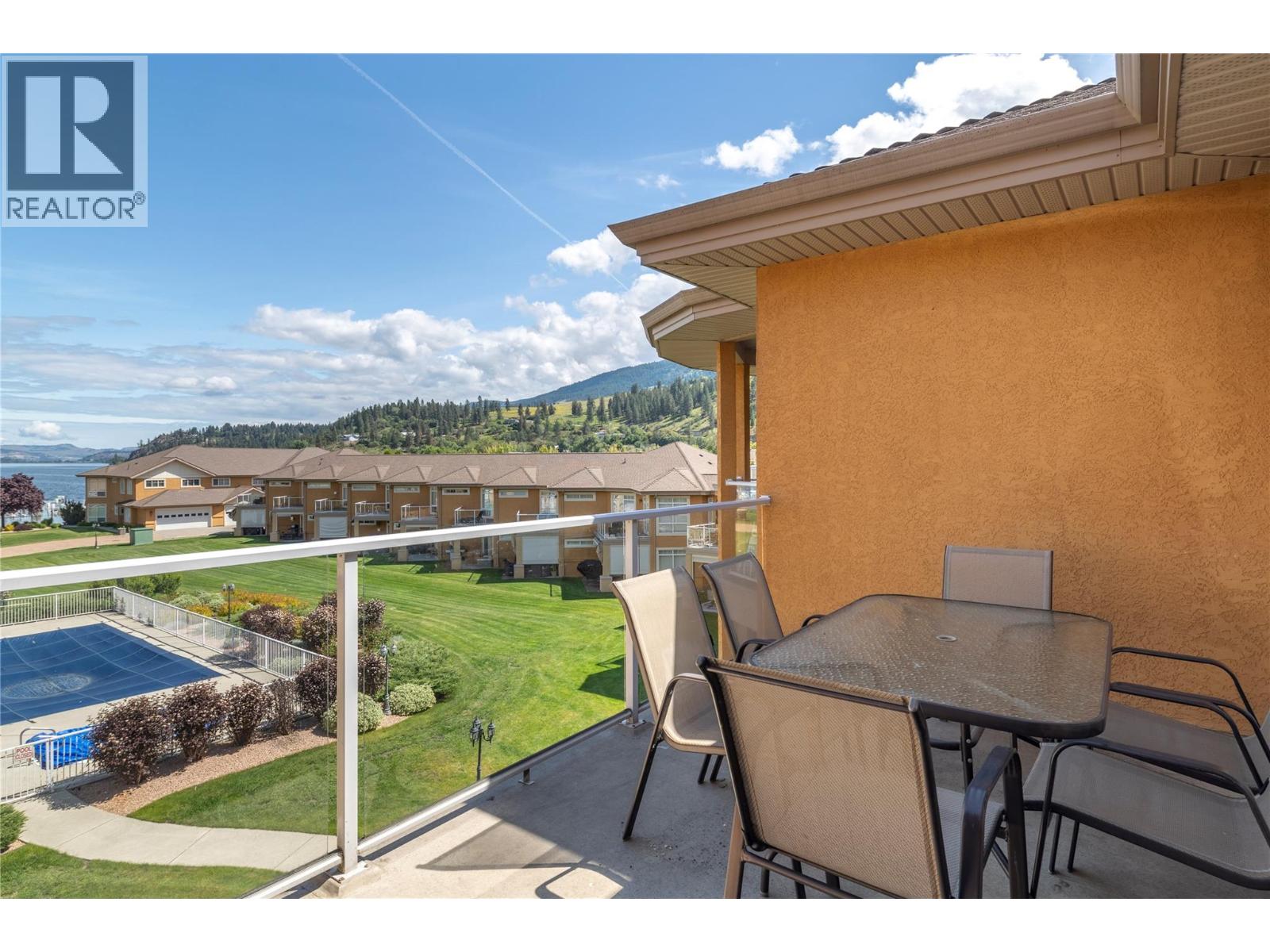 3570 Woodsdale Road Unit# 305, Lake Country, British Columbia  V4V 1Y9 - Photo 3 - 10385637