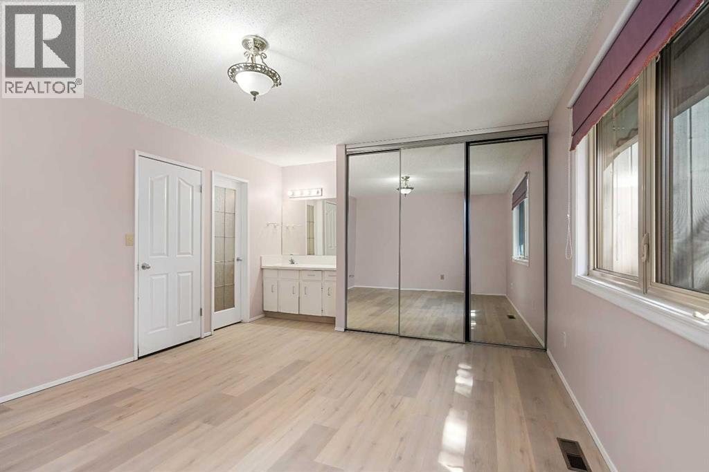 13, 803 Varsity Estates Drive NW, Calgary, Alberta  T3B 4W5 - Photo 18 - A2304862