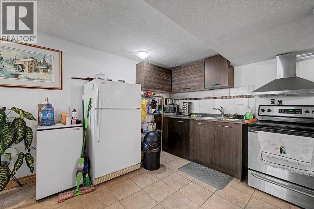 38 Whitman Close Ne, Calgary, Alberta  T1Y 4h4 - Photo 29 - A2305372