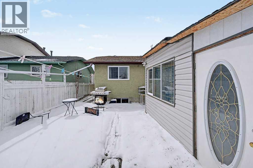 38 Whitman Close Ne, Calgary, Alberta  T1Y 4h4 - Photo 39 - A2305372