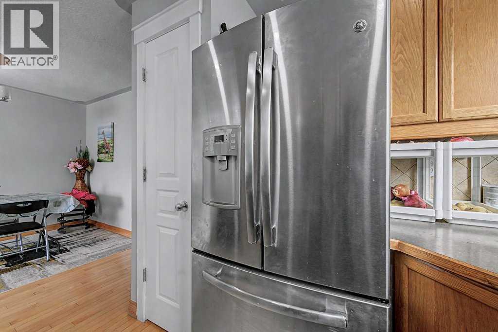 38 Whitman Close Ne, Calgary, Alberta  T1Y 4h4 - Photo 14 - A2305372