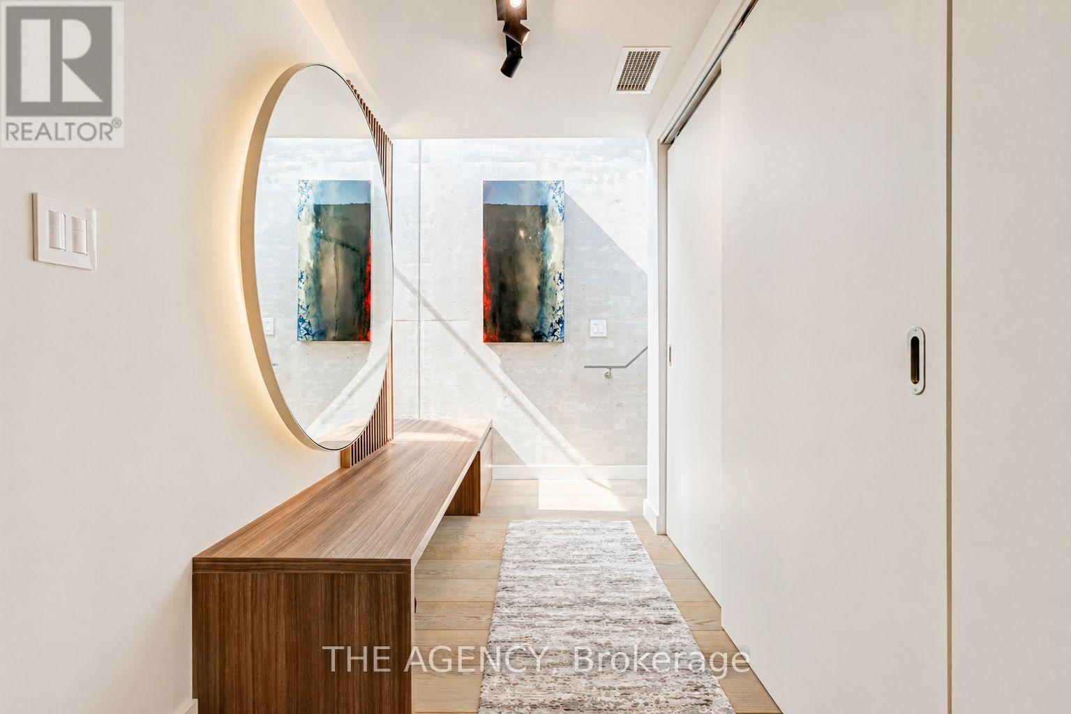 111 Bathurst Street, Toronto, Ontario  M5V 0M9 - Photo 26 - C13072416