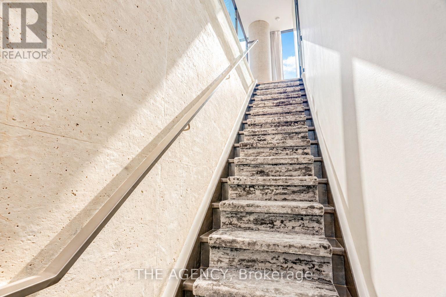 111 Bathurst Street, Toronto, Ontario  M5V 0M9 - Photo 29 - C13072416