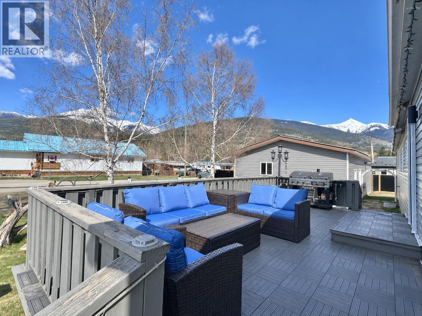 41 Cedar Street, Valemount, British Columbia  V0E 2Z0 - Photo 13 - R3118494