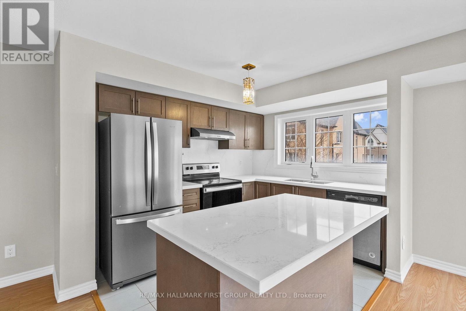 24 Amulet Way, Whitby, Ontario  L1R 0R5 - Photo 13 - E13072436