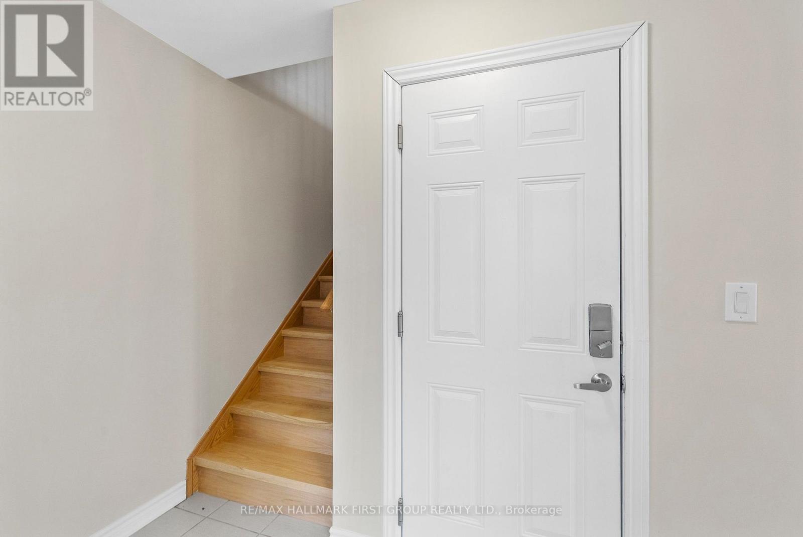 24 Amulet Way, Whitby, Ontario  L1R 0R5 - Photo 9 - E13072436