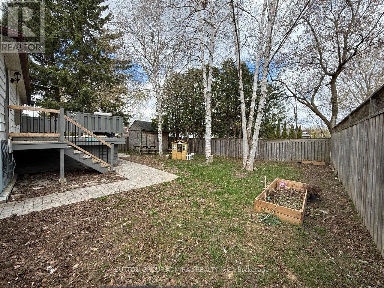 386 Irene Drive, Georgina, Ontario  L4P 3B2 - Photo 10 - N13072412