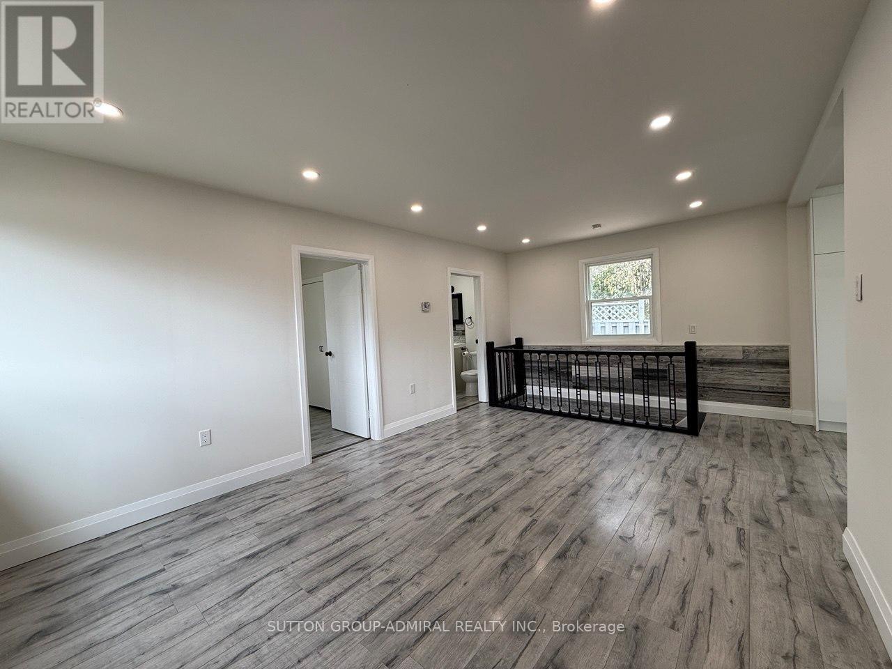 386 Irene Drive, Georgina, Ontario  L4P 3B2 - Photo 15 - N13072412